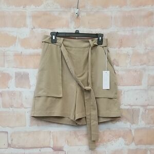 NWT Sienna Sky Size L Tan Cargo Shorts for Women